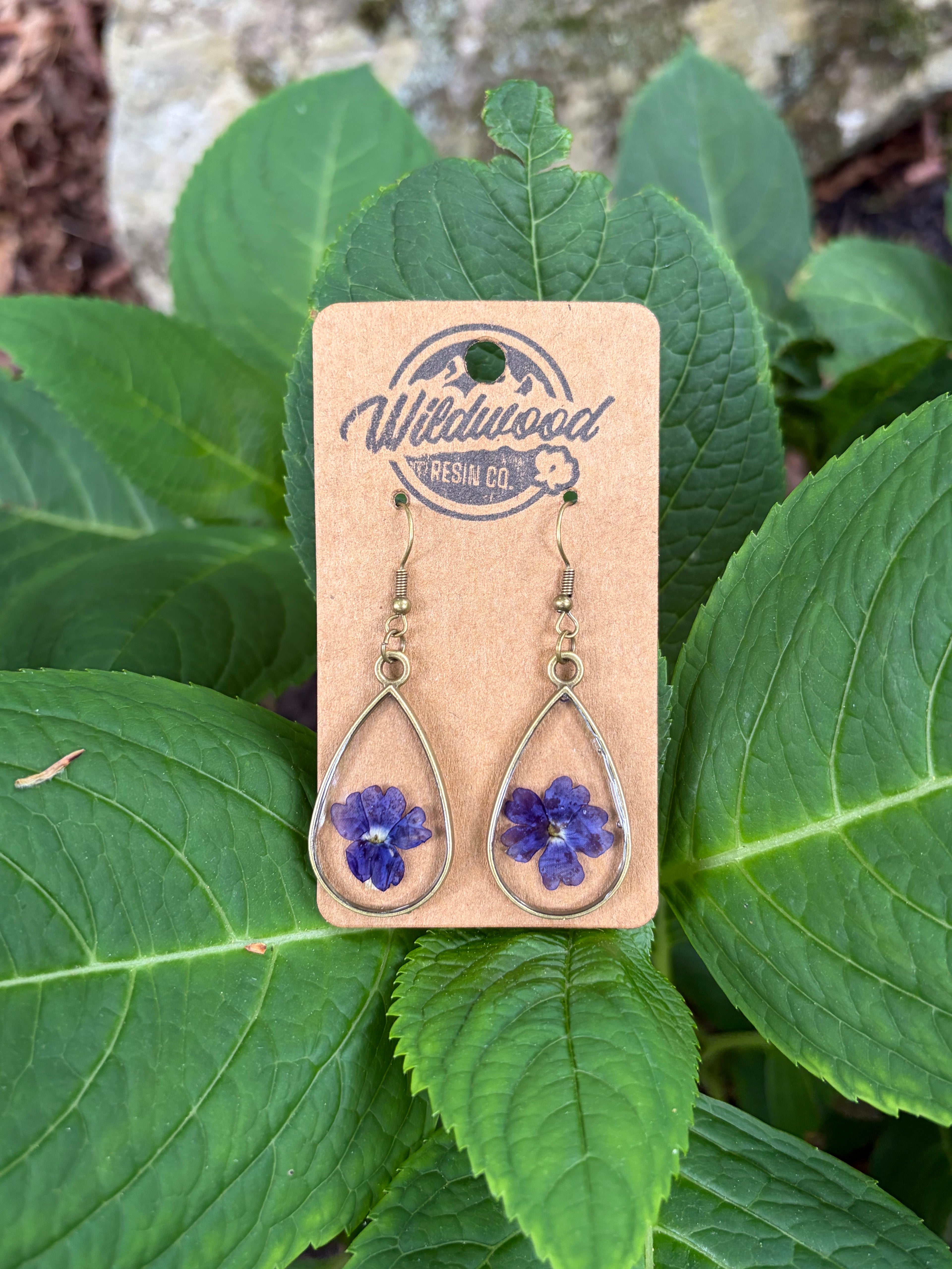 Pressed flower earrings